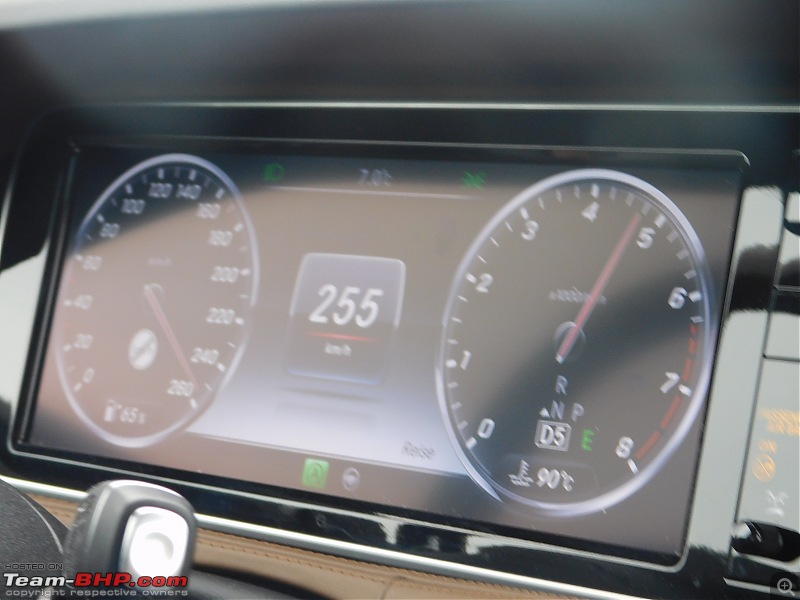 Mercedes engine noise acceleration