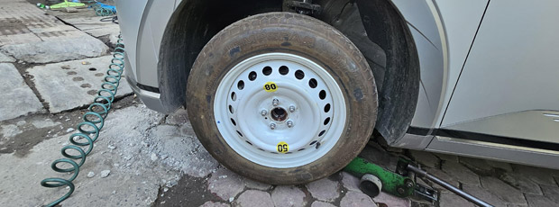 XUV700 spare tyre on Ioniq 5!