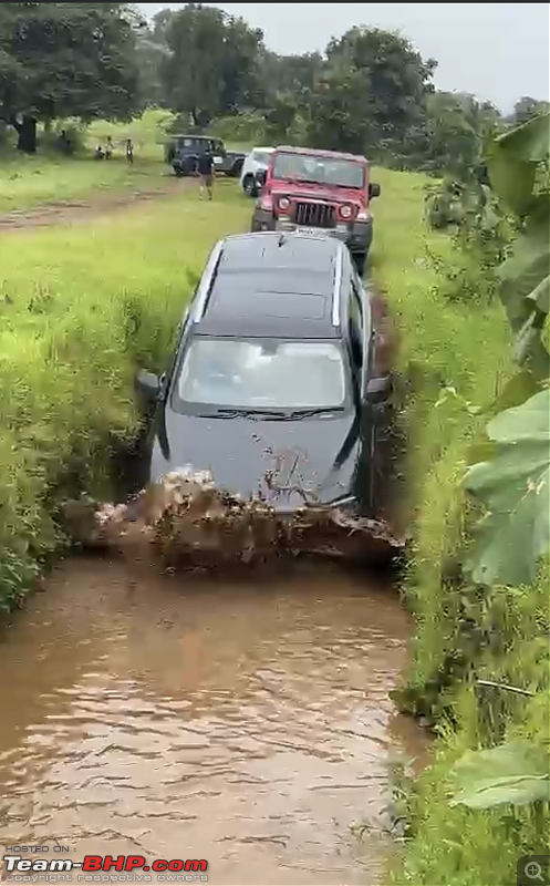 Offroading with my Scorpio-N 4x4 | Learn Offroad Academy-too-much-splash.png