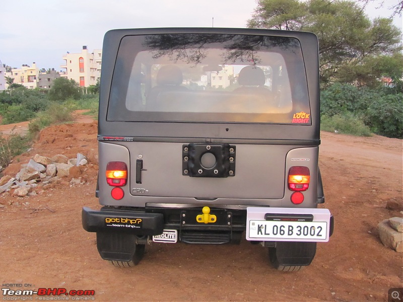 Thar Crde and an Isuzu Monk-img_4591.jpg