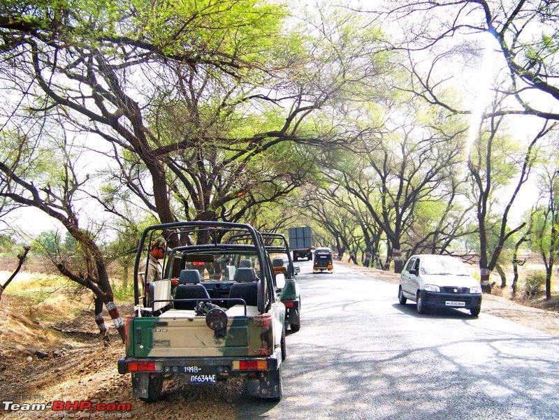 Maruti Gypsy Pictures-way-nagpur-pune.jpg.jpg