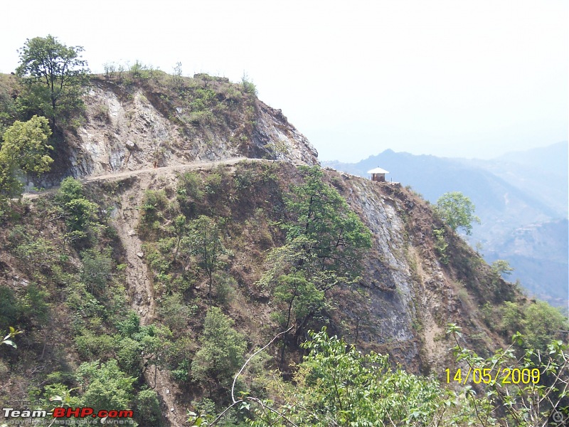 The Toyota Hilux Thread-cliff-road.jpg