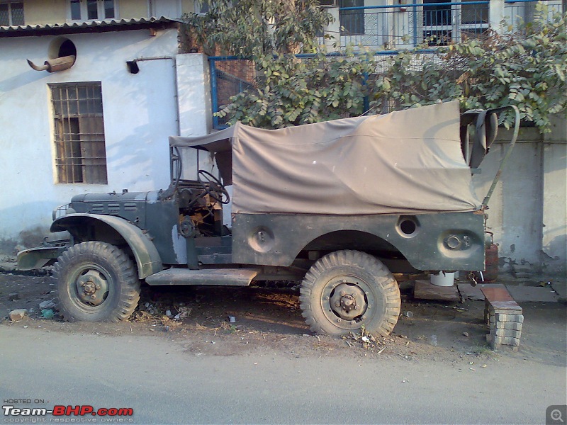 Which make is this Jeep? EDIT: Its a Dodge WC52-09022009154.jpg