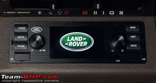 Car Infotainment: Floating Displays vs Integrated Head-Units-landroverradioblack.jpeg