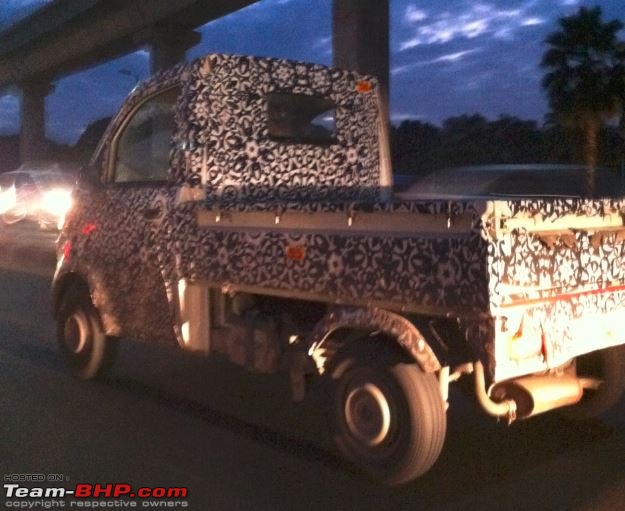 Mahindra P601 light truck (new Maxximo) spied EDIT: Named Jeeto-22.jpg