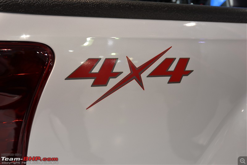 Isuzu @ Auto Expo 2016 (including the D-Max V-Cross)-1-28.jpg