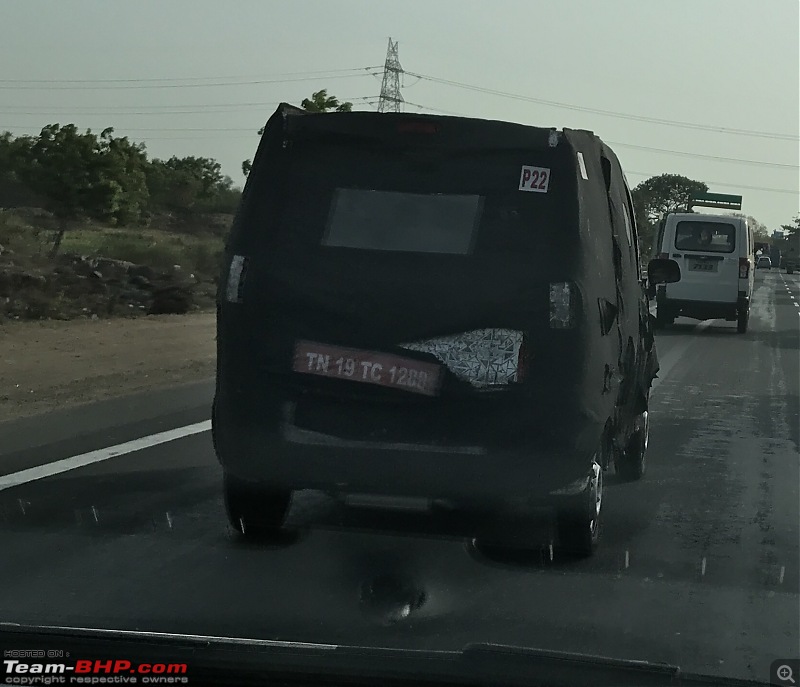 Mahindra Jeeto passenger van spotted testing, to rival Tata Magic Iris-img_4572.jpg