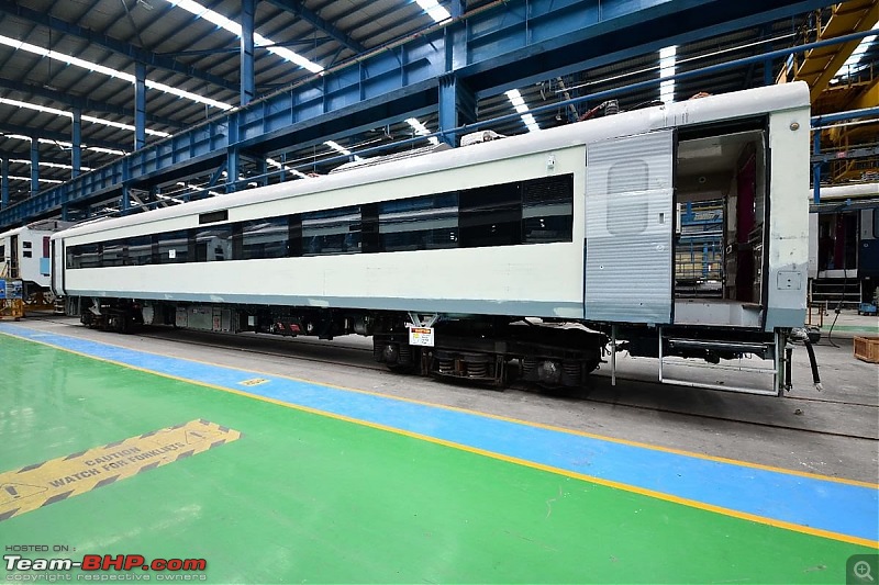 Vande Bharat Express (Train 18) - Made-In-India Engineless Train-fzp3n8uusaai5vl.jpg