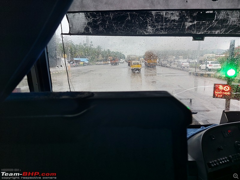 Volvo B7R Bus at 14 Years and 21 Lakh km | Experience with a difference-2k10volvo_rainup.jpg