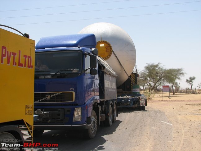 106 Tyred Volvo Trailer & other Over-Size Cargo movers-bikaner-tour-055.jpg