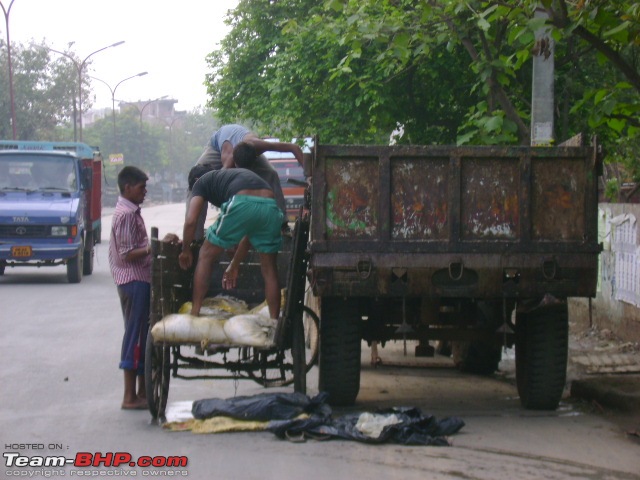 Nuisance of trucks. Tail-lamps / brake lights don't work!-dsc07554.jpg