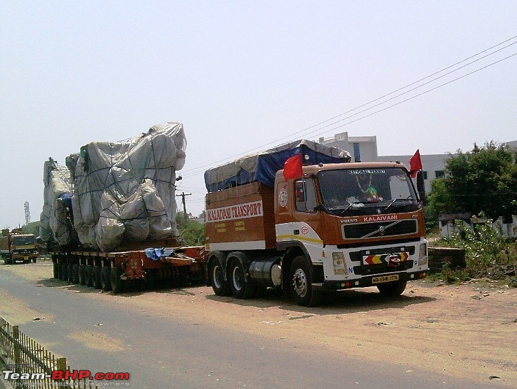 106 Tyred Volvo Trailer & other Over-Size Cargo movers-p230312_11.34.jpg