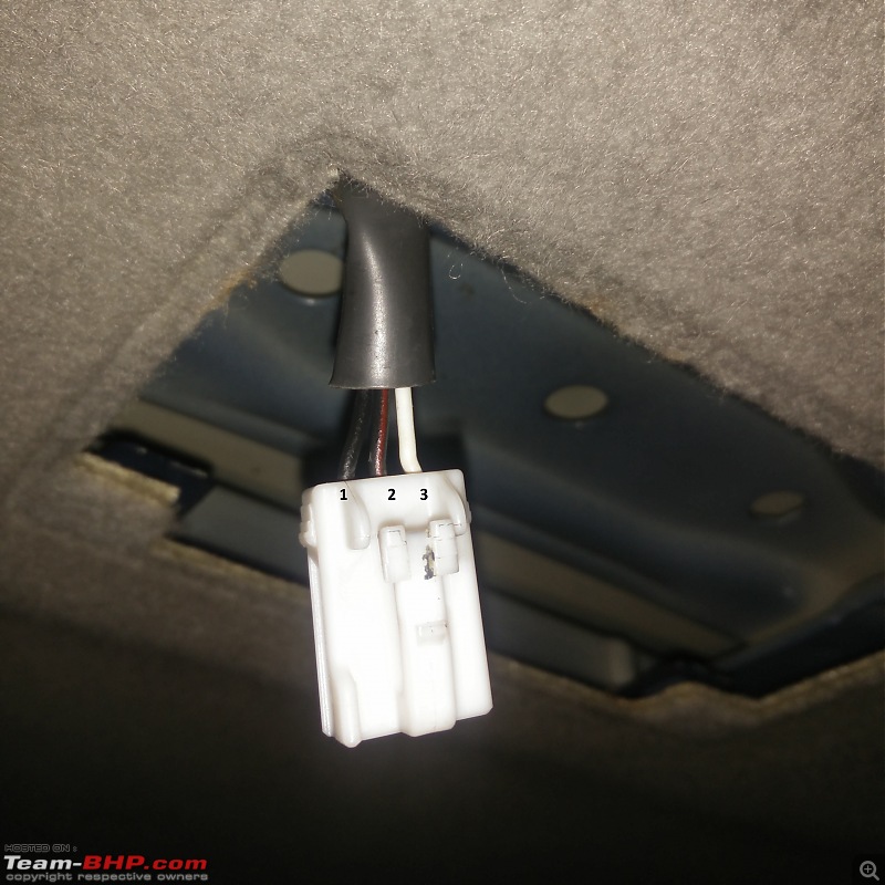 D.I.Y. Install: LED Footwell Lighting-5.-dome-light-connector.jpg