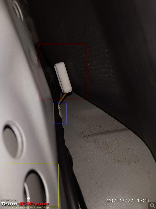 DIY | Activating the rear door sensor for cabin lamp | Alto K10-rhs_insidepanel_connector.jpg