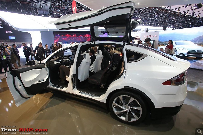 Tesla Model X electric CUV launch in 2015-2.jpg
