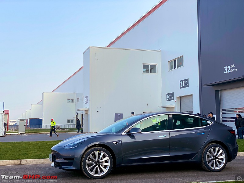 Tesla starts delivering China-made cars-tesla-china-1.jpeg
