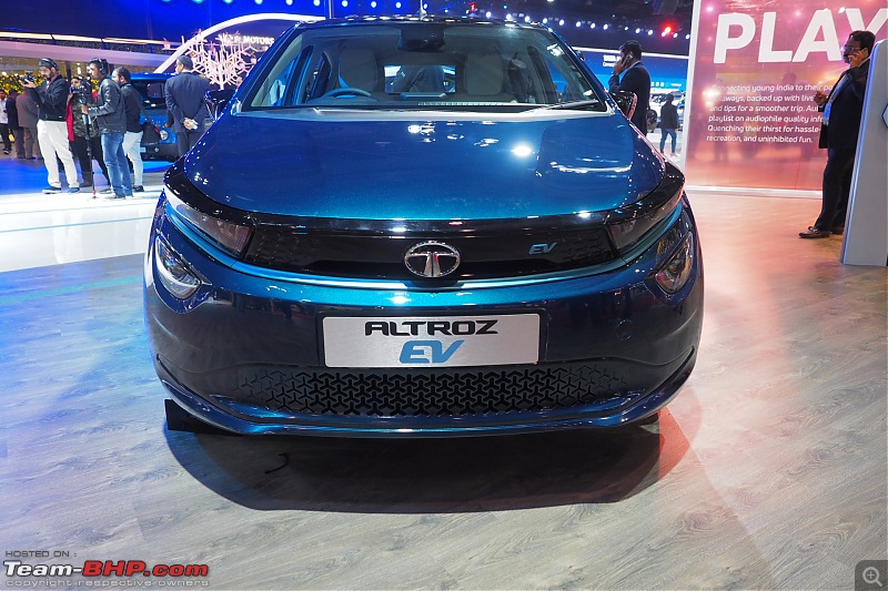 Tata Altroz EV @ Auto Expo 2020-2.jpg