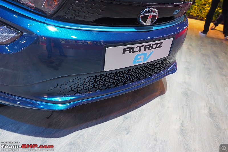 Tata Altroz EV @ Auto Expo 2020-3.jpg