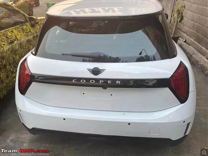 Mini Cooper Electric teased ahead of its India launch-minicoopersevleak3.jpg