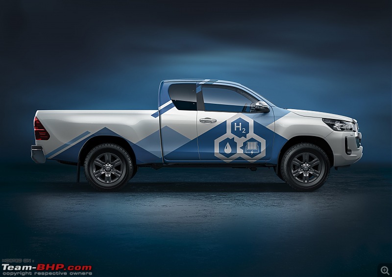 UK: Toyota developing a Hydrogen fuel-cell-powered Hilux prototype-fcevhilux2.jpg