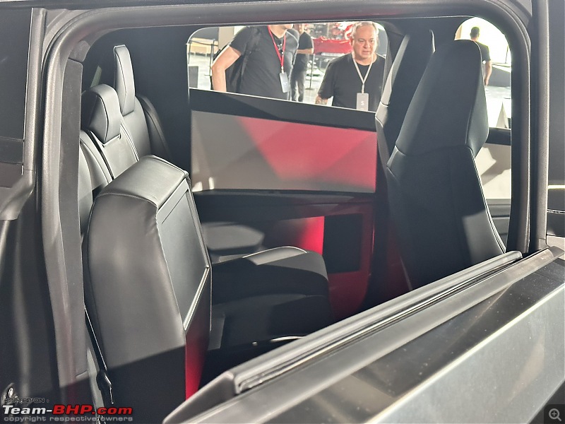 Tesla Cybertruck interiors revealed at Investors Day event-teslacybertruck3.jpeg