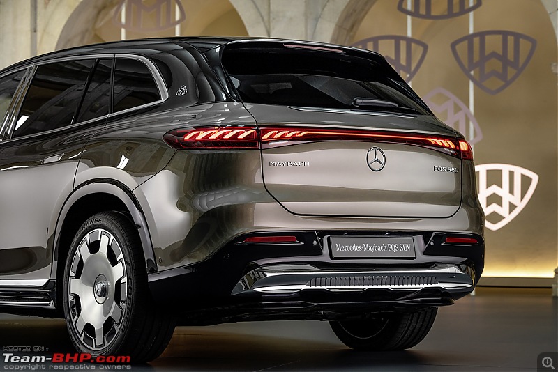 Mercedes-Maybach EQS 680 SUV unveiled; Brand's first all-electric model-23c0107_017.jpg