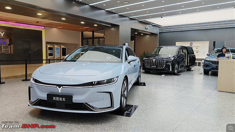 Voyah Chasing Light Review | A review of a Luxury EV by DongFeng, China-1.png