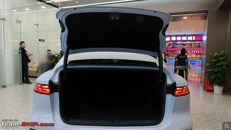 Voyah Chasing Light Review | A review of a Luxury EV by DongFeng, China-68.png