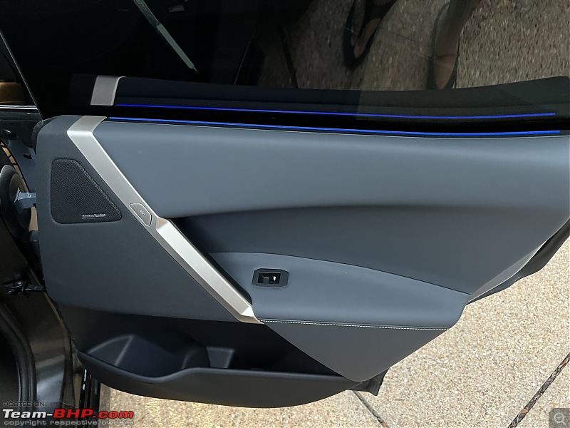 BMW IX xDrive50 AWD SUV | Initial Ownership Report-rear-right-door.jpeg