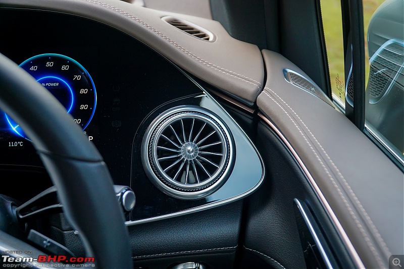Mercedes-Benz EQE SUV Review-2023_mercedes_eqe_suv_interior_11.jpg