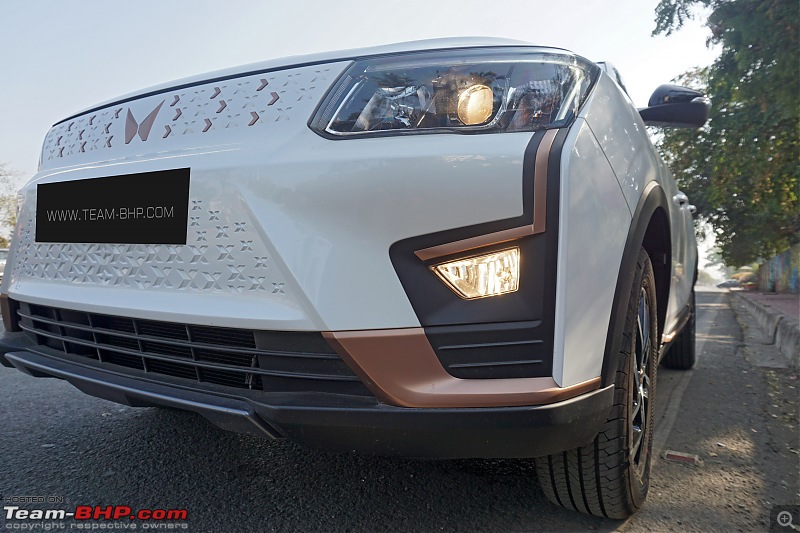 2024 Mahindra XUV400 Pro Review-2024_mahindra_xuv400_pro_exterior_03.jpg