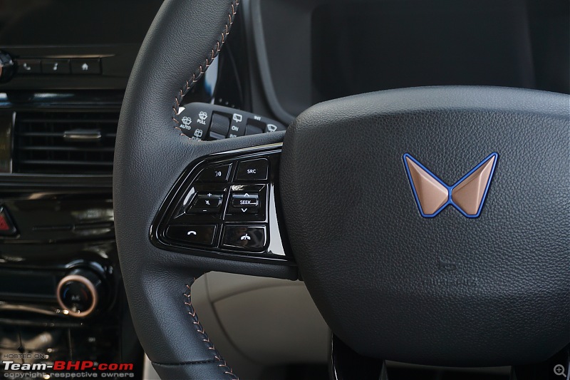 2024 Mahindra XUV400 Pro Review-2024_mahindra_xuv400_pro_interior_03.jpg