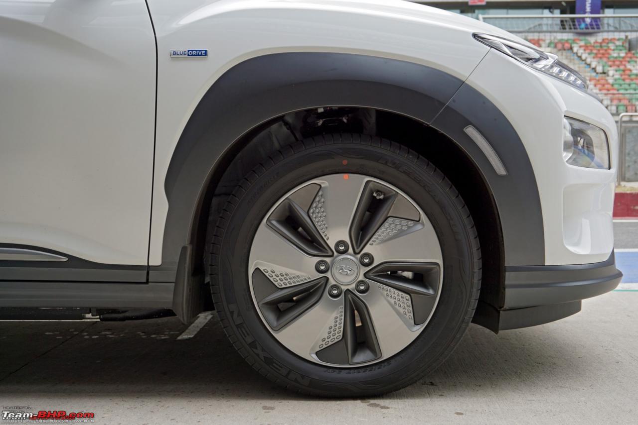 Electric car tyres tend to wear out faster than those on ICE cars, says