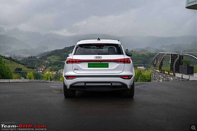 Audi Q6 e-tron Review-2024_audi_q6_etron_exterior_03.jpg