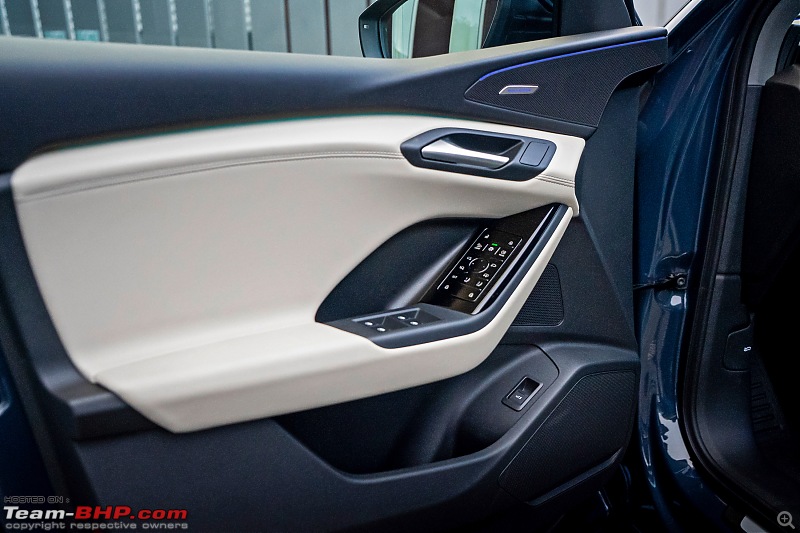 Audi Q6 e-tron Review-2024_audi_q6_etron_interior_06.jpg