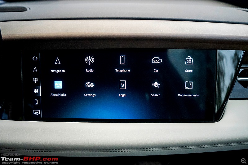 Audi Q6 e-tron Review-2024_audi_q6_etron_interior_13.jpg