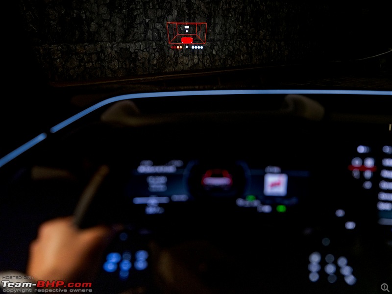 Audi Q6 e-tron Review-2024_audi_q6_etron_interior_28.jpg