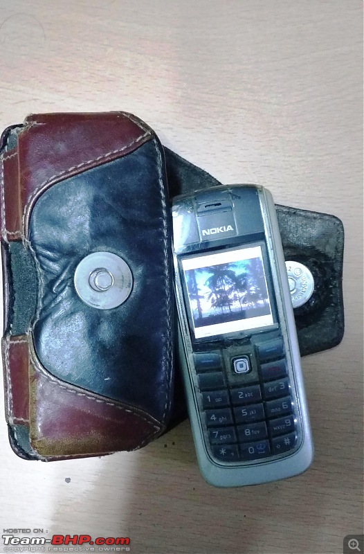 Tell us about your older non-smart, non-iPhones from the yesteryears-mobile-nokia-phone-6233.jpg