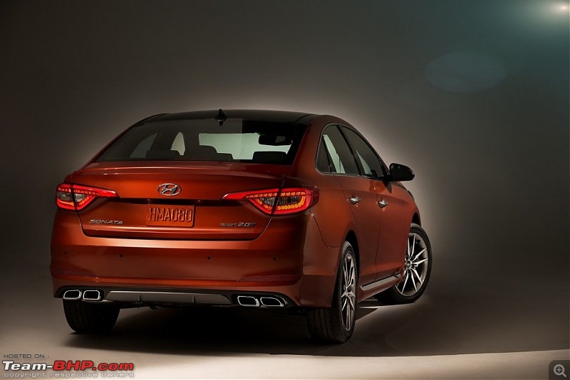 Next-gen Hyundai Sonata to get a toned down design?-2015hyundaisonatausarear.jpg