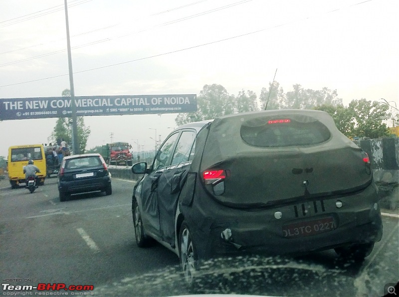 SCOOP Pics! 2014 Hyundai i20 spotted testing in India *UPDATE* Now launched @ 4.89L-20140725_071119.jpg