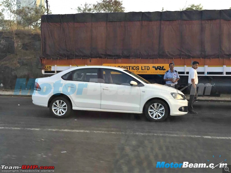 VW Vento facelift spied sans camouflage in India-2.jpg