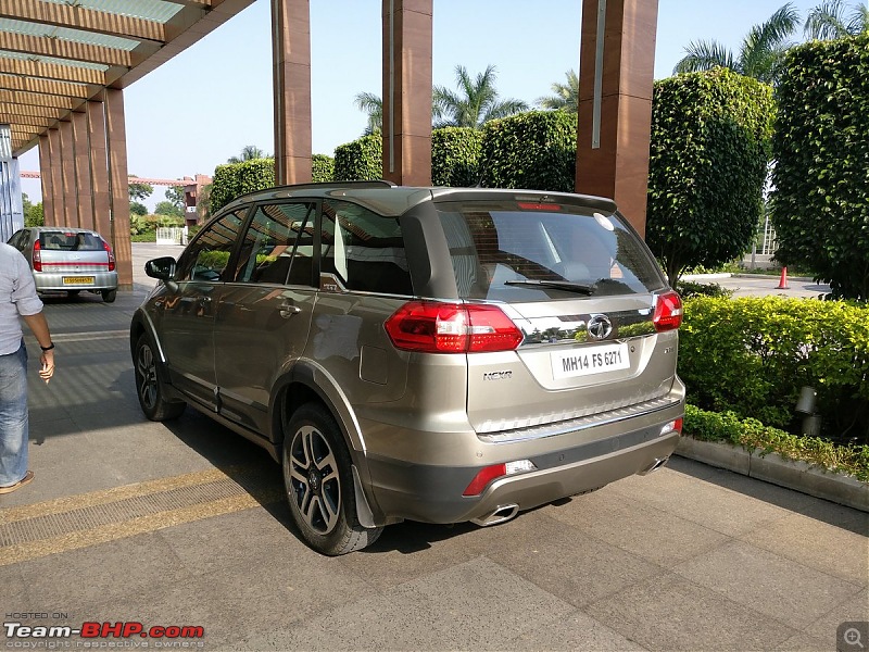 Tata Hexa @ Auto Expo 2016-cvidf9xgaa8mnu.jpg