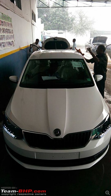Skoda Rapid facelift caught testing. EDIT: Launched at Rs. 8.35 lakhs-14907104_1237007336322238_3787296841861844585_n.jpg