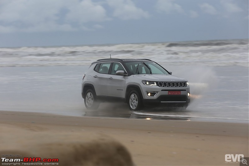 Meeting the Jeep Compass. EDIT: Priced between 14.95 to 20.65 lakhs-jeepcompassside1320x880.jpg