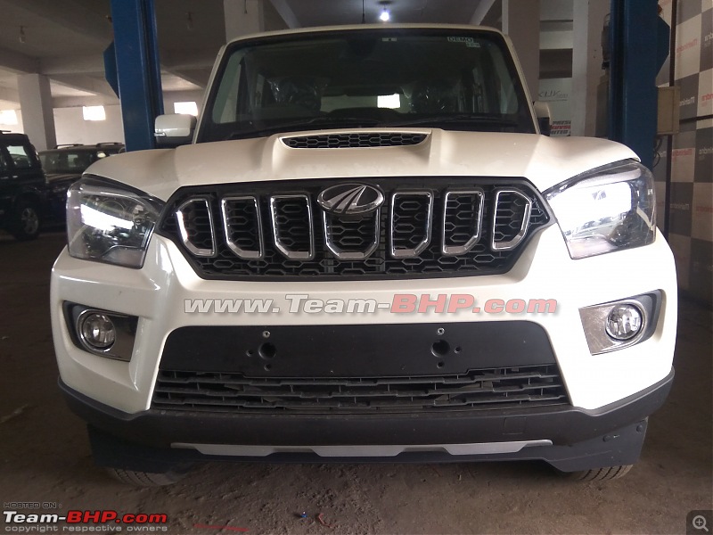 Mahindra Scorpio facelift spotted testing. EDIT: Launched at Rs. 9.97 lakhs-img_20171108_132131.jpg