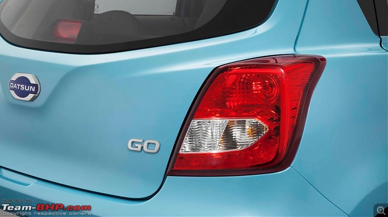 "A Tale" of similar tail-lamps-datsungo10.jpg