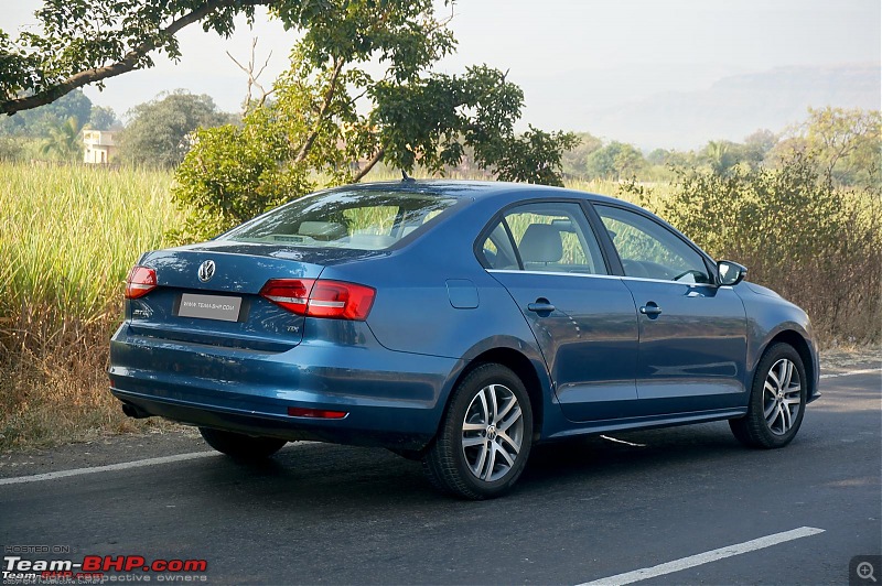 "A Tale" of similar tail-lamps-vwjetta7.jpg