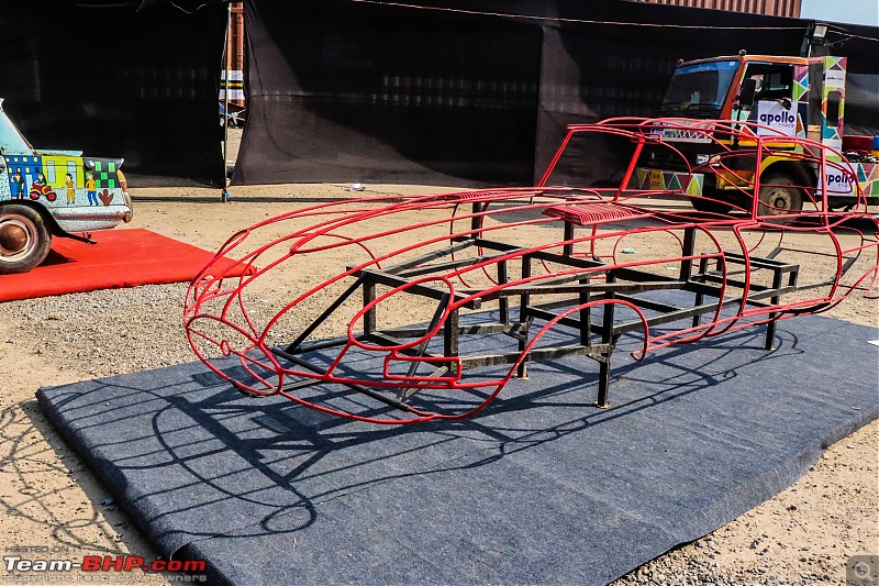 Cartist (automotive art) @ Auto Expo 2018-jaguar-e-type-wire-frame-venue-.jpg