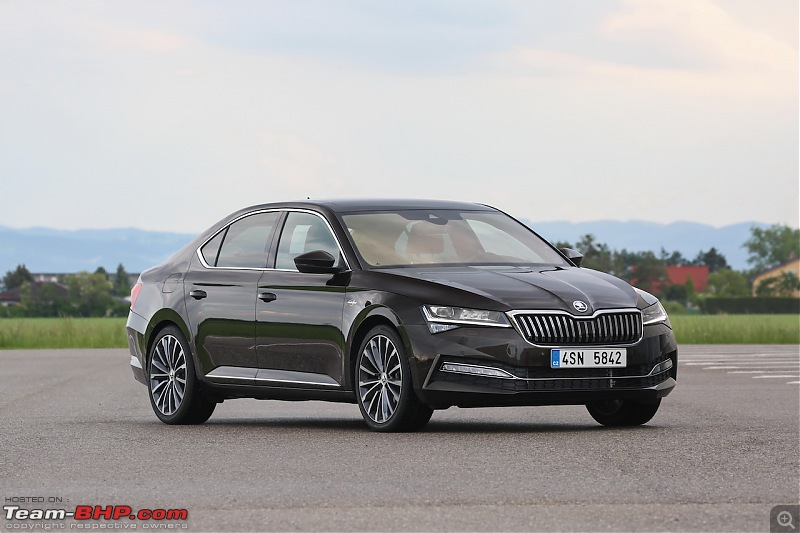 Skoda Superb facelift to be launched in May 2020-newskodasuperbfaceliftfrontthreequartersrigd8f5.jpg