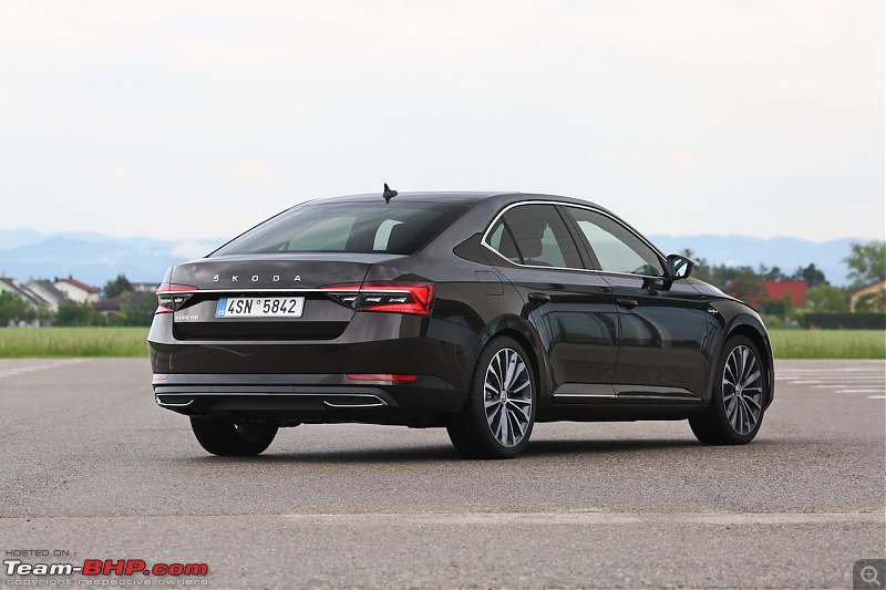 Skoda Superb facelift to be launched in May 2020-newskodasuperbfaceliftrearthreequartersrighe009.jpg